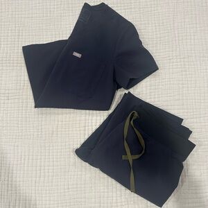 Figs Limited Edition Quiet Navy Scrub Set Livingston Regular Waist, Catarina Top